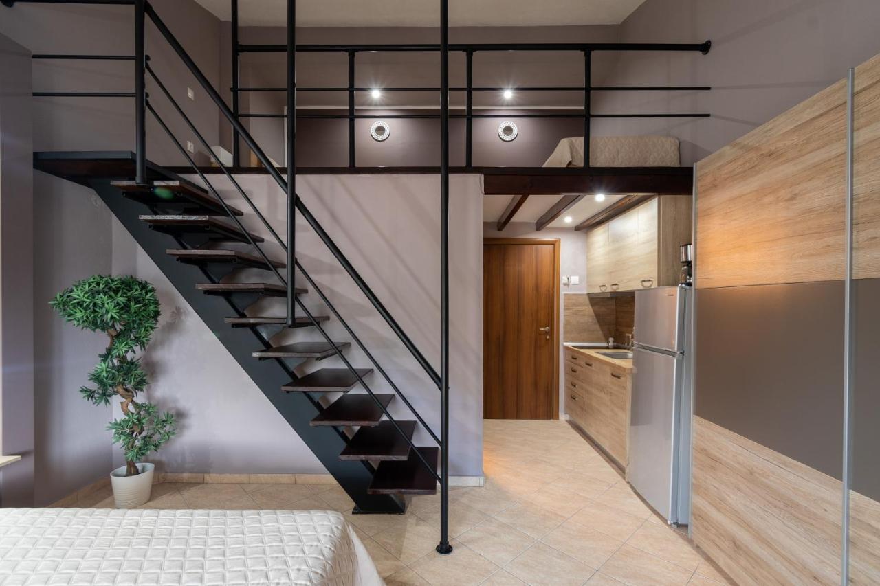 Studios Diogenis Porto Koufo Exteriör bild