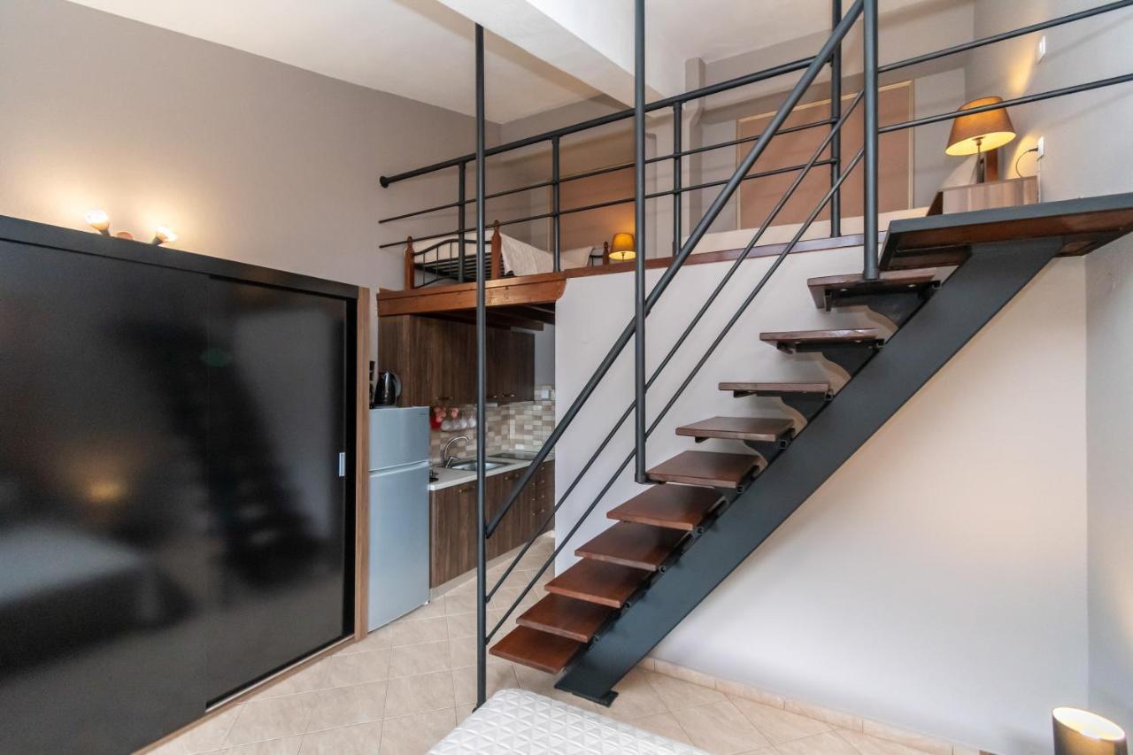 Studios Diogenis Porto Koufo Exteriör bild